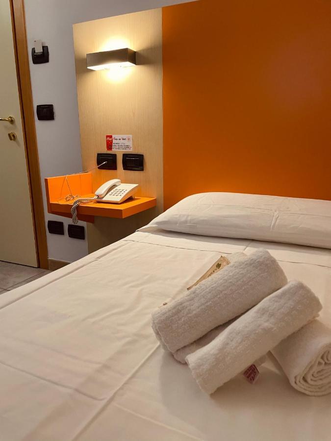 Hotel Grecale - ヴェントゥリーナ エクステリア 写真