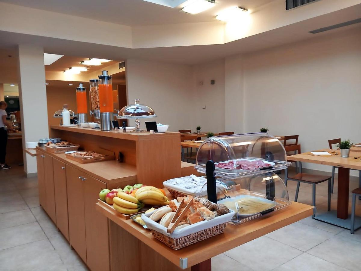 Hotel Grecale - ヴェントゥリーナ エクステリア 写真