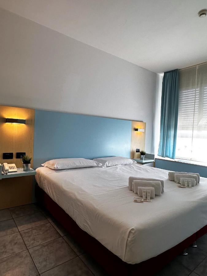 Hotel Grecale - ヴェントゥリーナ エクステリア 写真