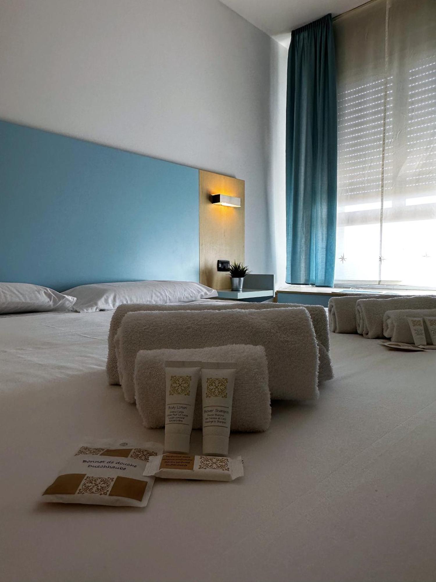 Hotel Grecale - ヴェントゥリーナ エクステリア 写真